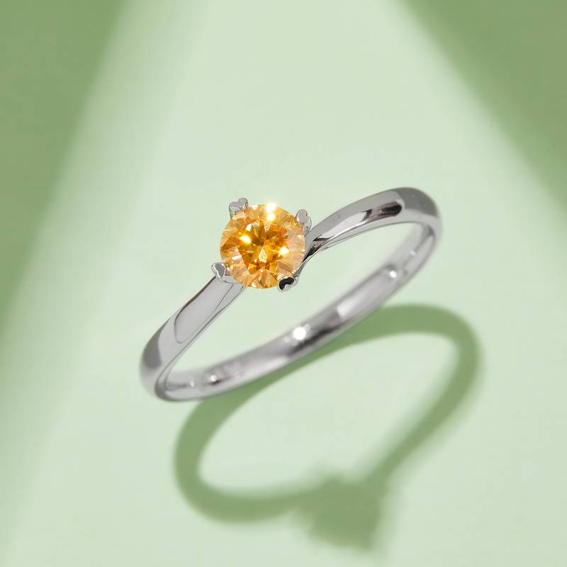 扭臂四爪S925银镀白金MoissaniteWomen's Ring50分D级
